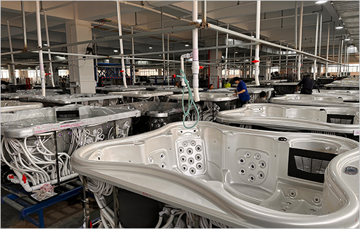 حوض استحمام ساخن تشكلت 